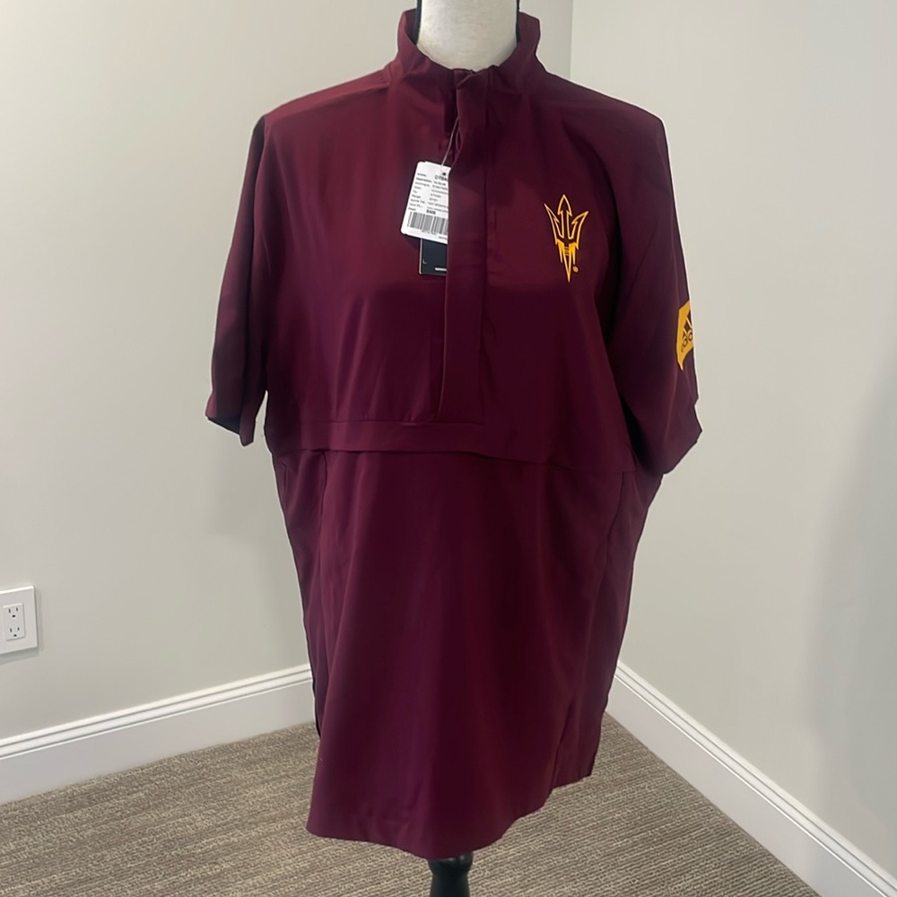 Size M ASU golf top. One of a kind.